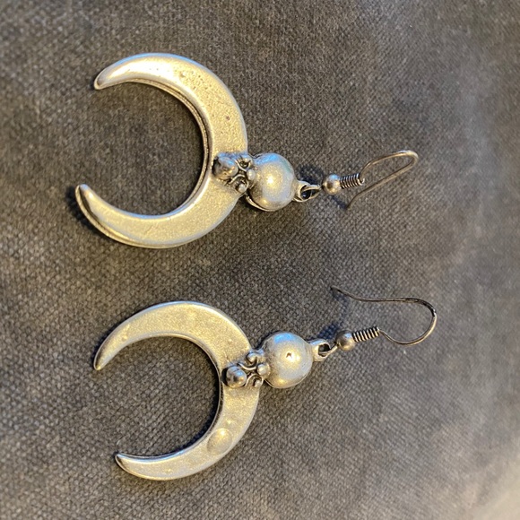 Jewelry - Earring